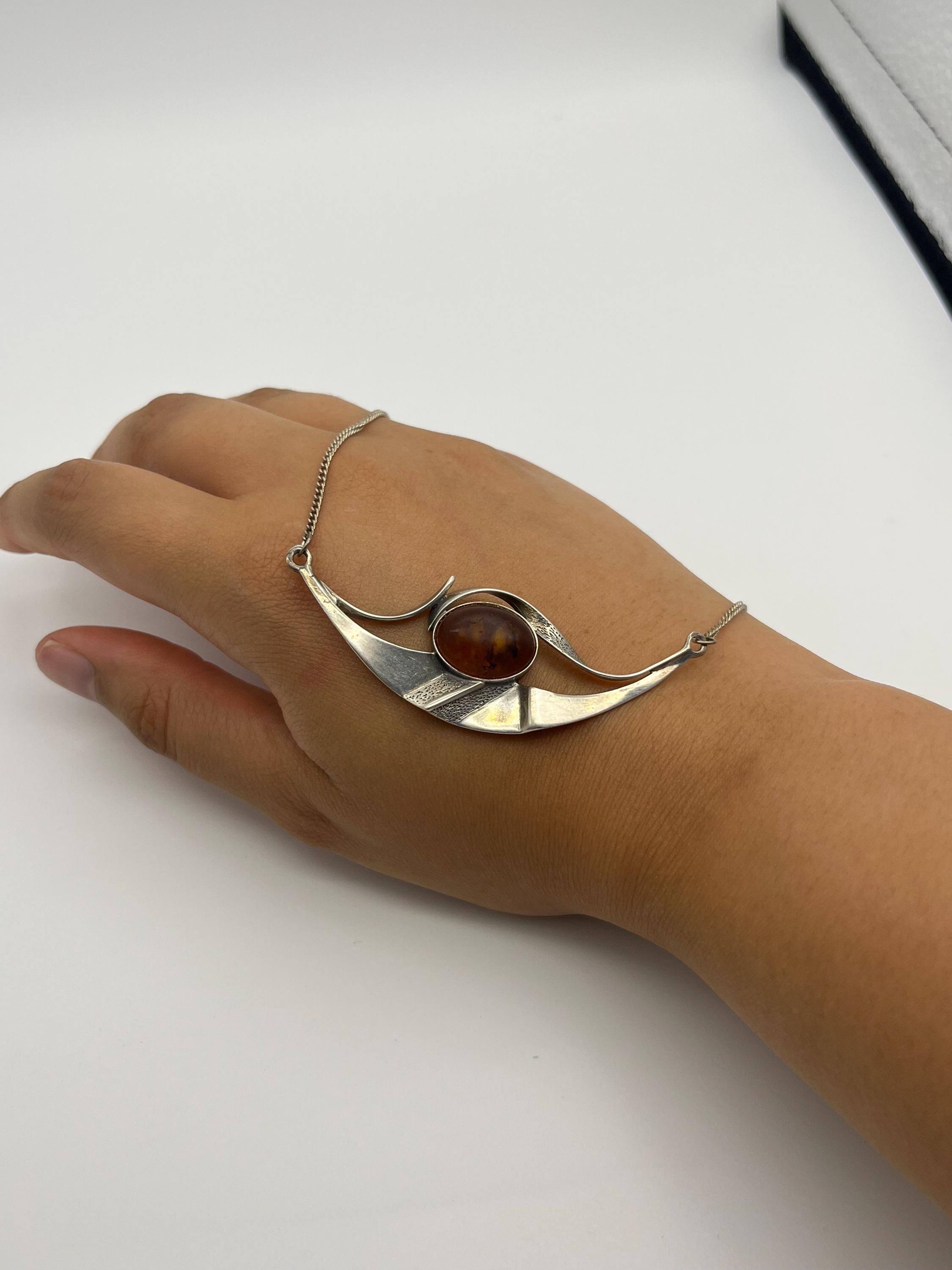 Vintage Modernist Silver & Amber Statement Necklace – Eye Motif – Sculptural Brutalist Style