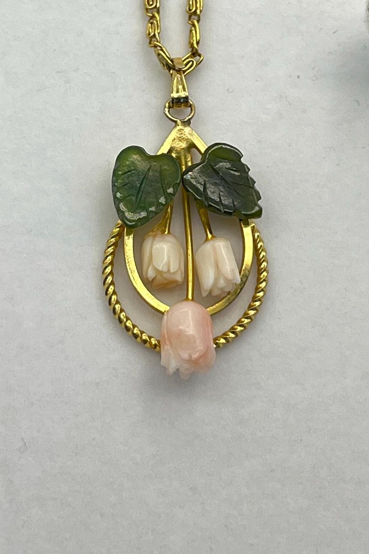 Vintage Floral Pendant Necklace with Carved Rosebuds & Leaves – Whimsical Fairytale Cottagecore Charm