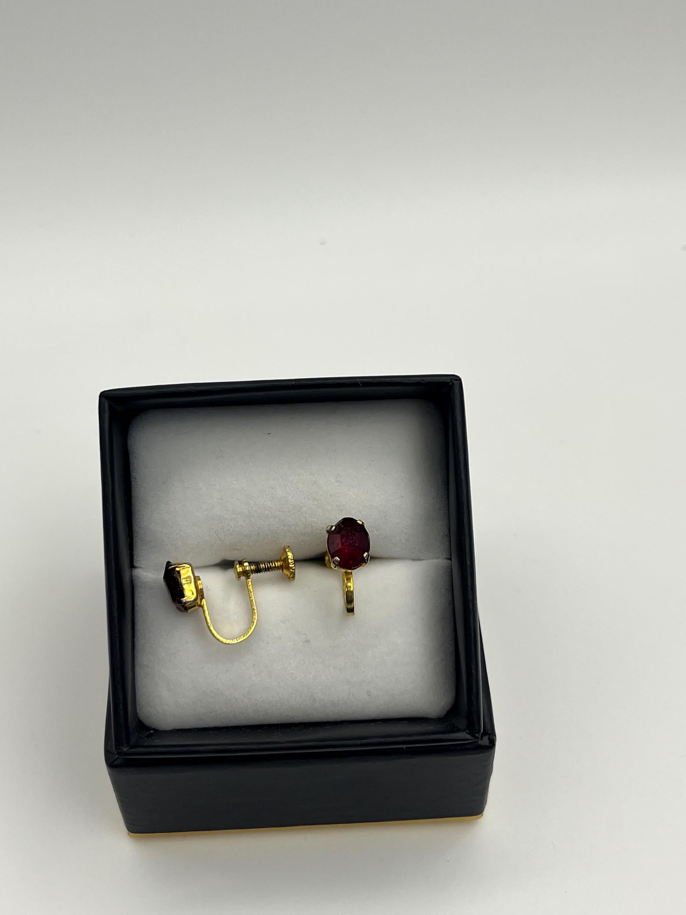 Vintage Gold Screw-Back Earrings with Deep Ruby Red Oval Stones – Old Hollywood Glamour