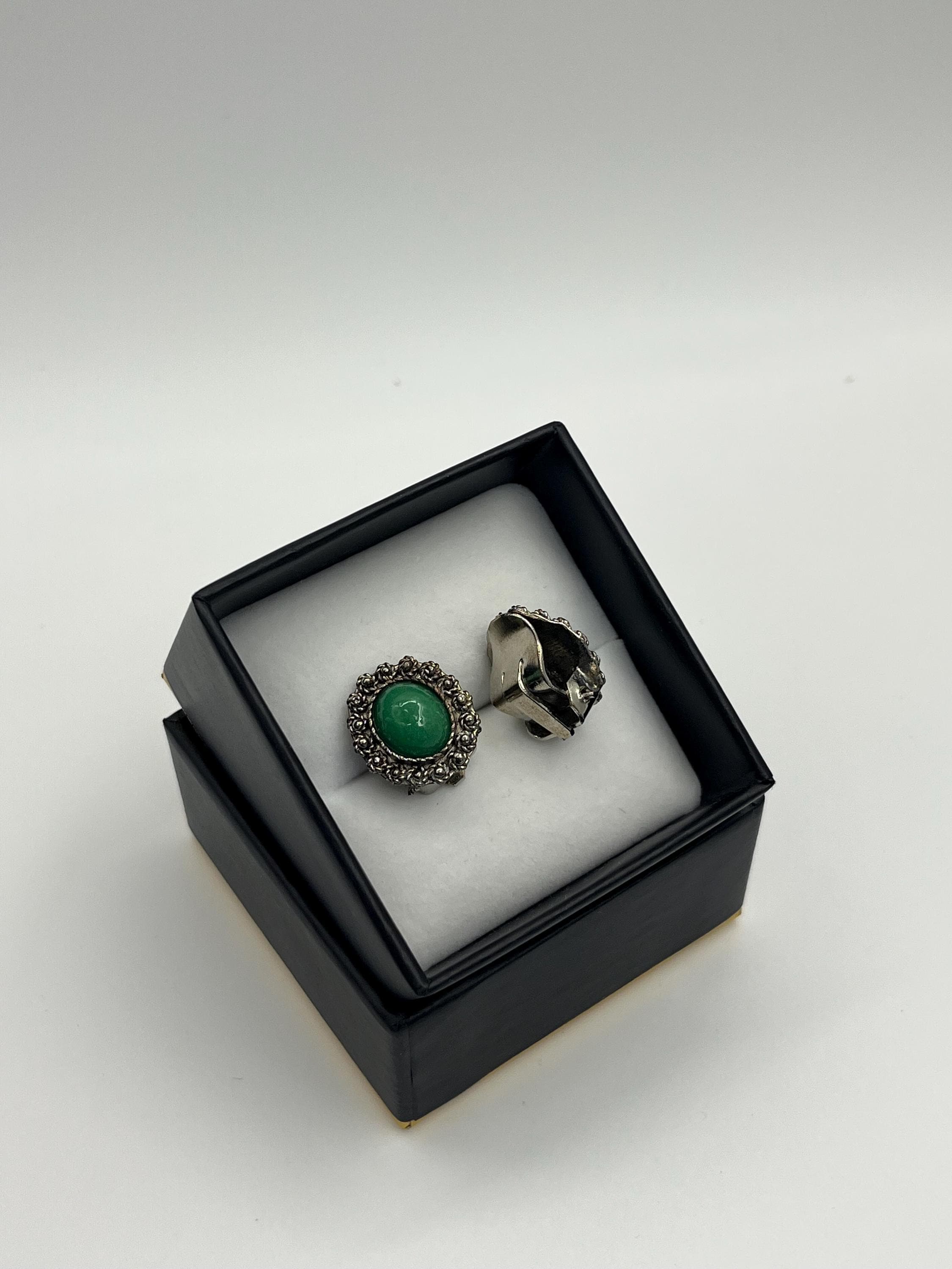 Vintage Green Marbled Clip-On Earrings | Silver Filigree Costume Jewelry