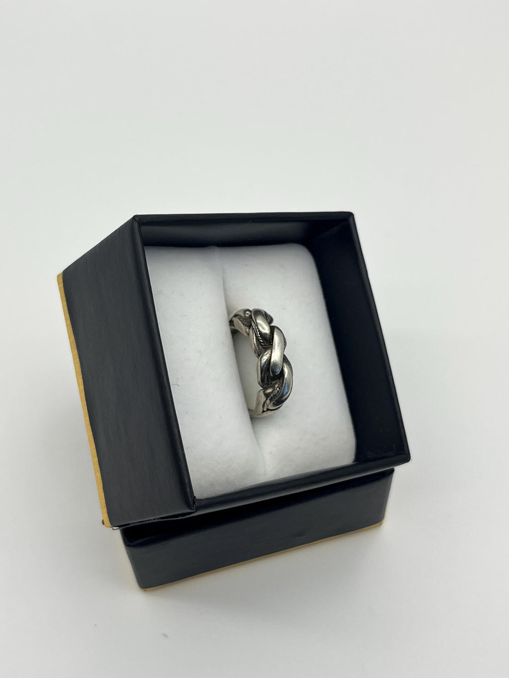 Vintage Silver Tone Knotted Rope Ring | Chunky Chain Link Band