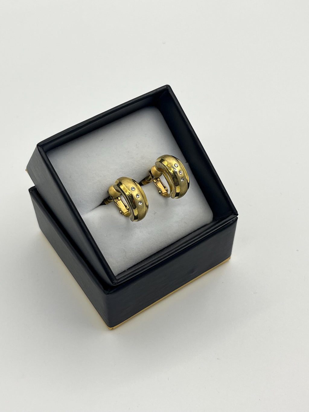 Vintage Gold Tone Rhinestone Huggie Clip-On Earrings – Chunky 80s Style, Bold Retro Glam