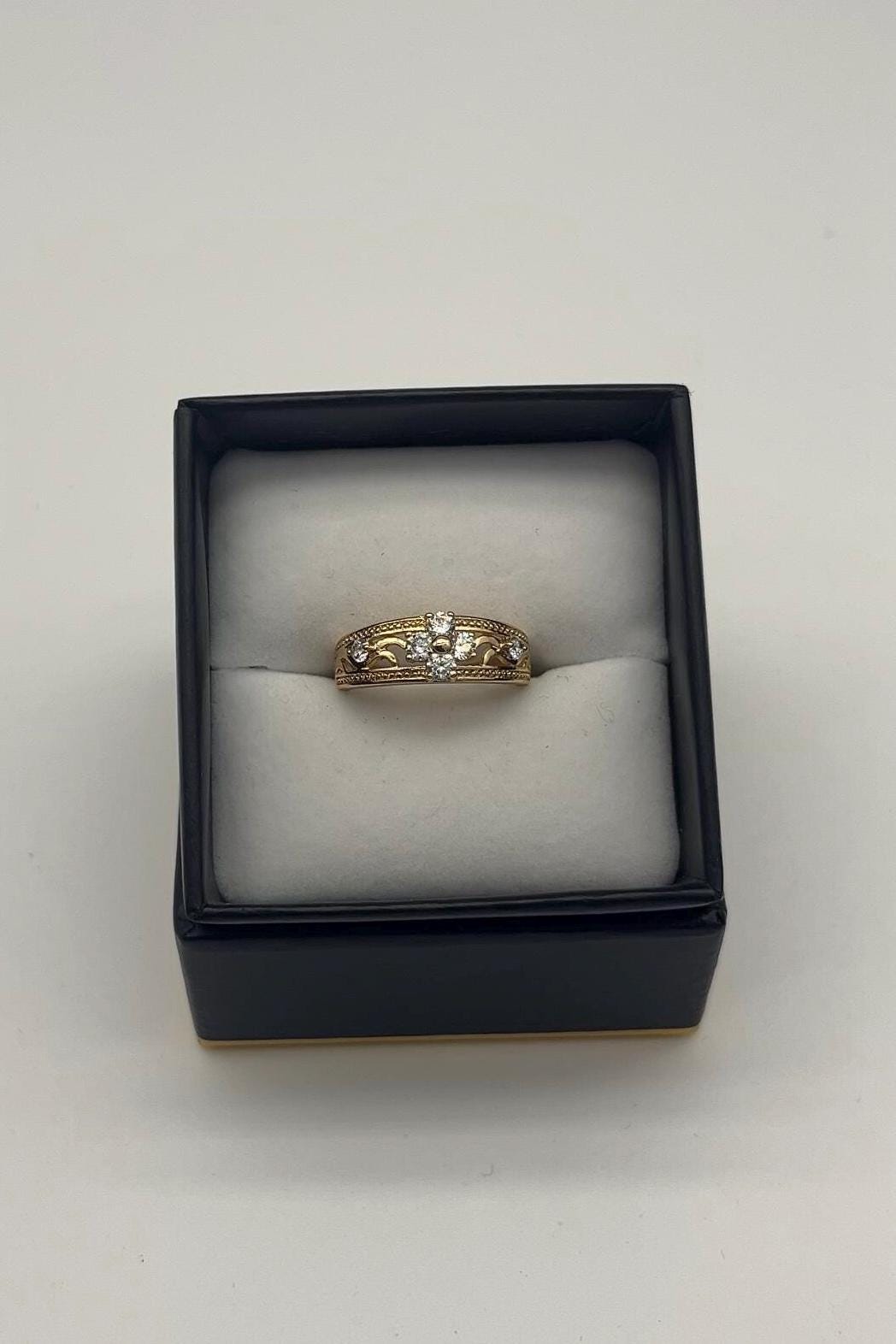 Vintage Gold Floral Crown Ring | Crystal-Accented Filigree Band | Old Money Statement Jewellery